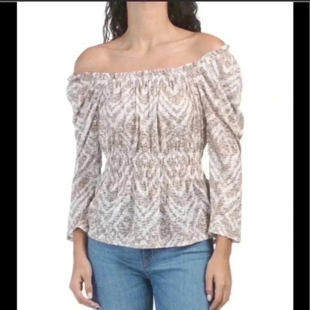 Belldini off shoulder burn out abstract printed top Large